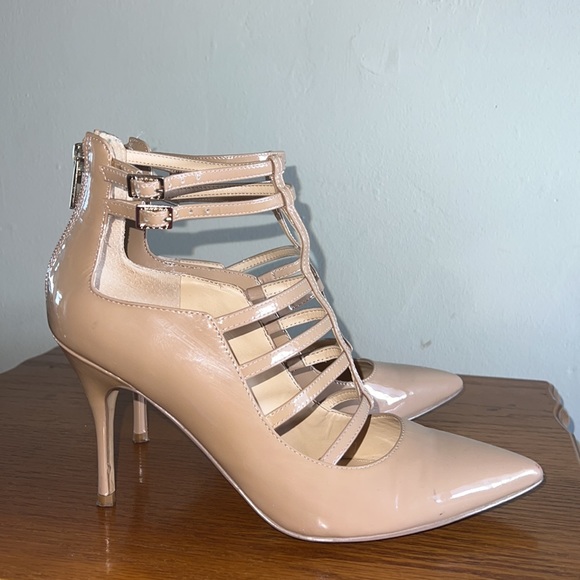 Ivanka Trump cream heel 8M - Picture 3 of 10